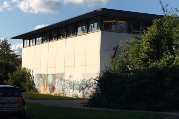 Sporthalle-Peter-Huchel